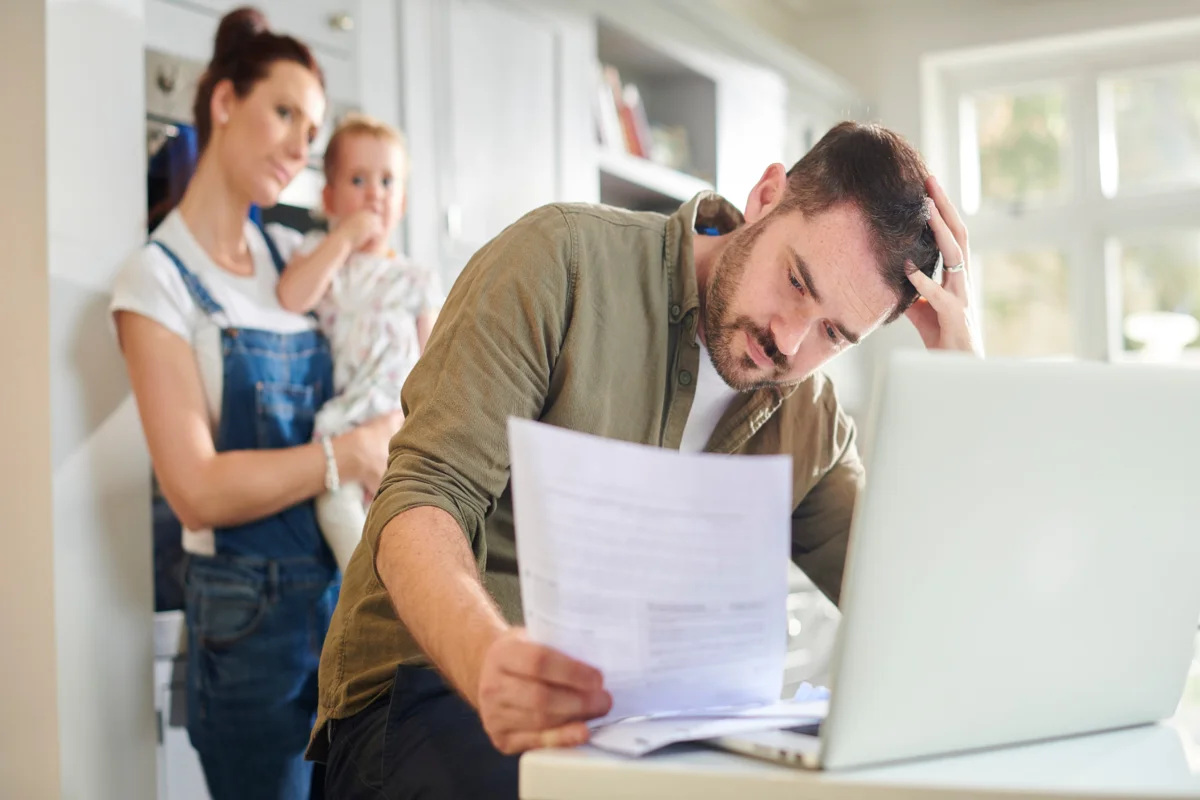 ai-in-the-workplace-2024-benefits-concerns-and-examples-explained
